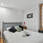 1Br Flat By Saint Germain & Odeon
